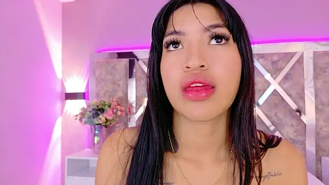 AllanaOrtiz__ webcam