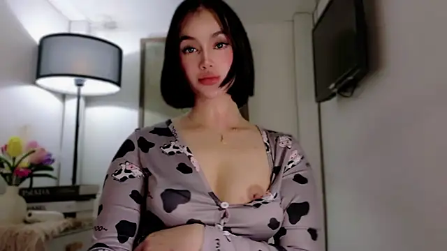 anna_hollydoll - Anna_HollyDoll's free webcam - UK Sex Cams