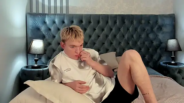 Derek_Banville webcam