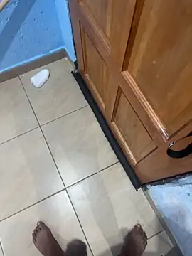 youngsterSA223 webcam