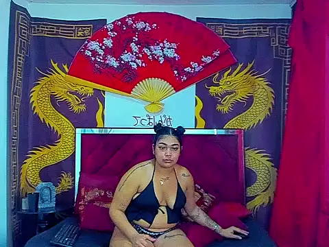 Latin_bigbutt webcam