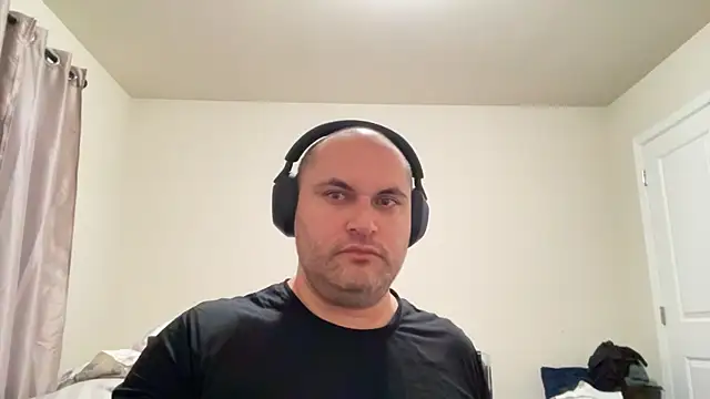 SluggishChase99 webcam