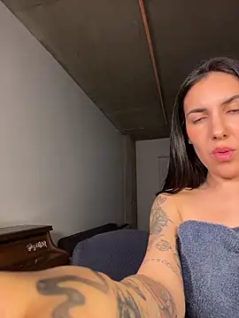 Lolathebaddie webcam