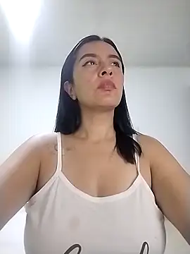 hailey85 - Hailey85's free webcam - UK Sex Cams