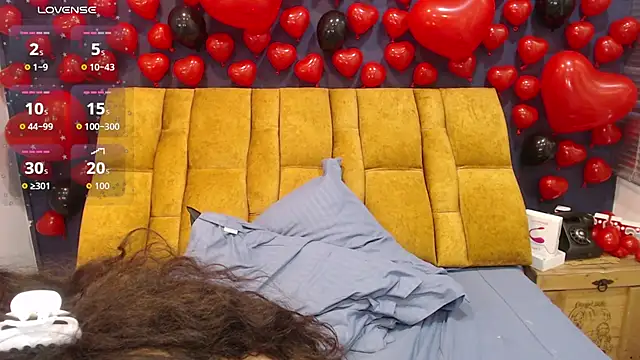 KendraaSimons webcam