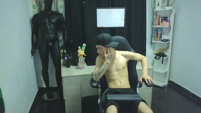 pride_couple (Ask my age) - all naked