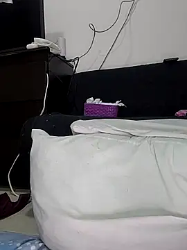 estrella_tasty webcam