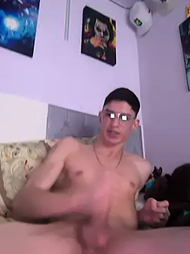 camilow_w (M twink) - Jugueticos