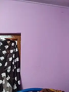 Webcam Model (Tamil_Hot_RoyalQueen)  is live.Free join now!