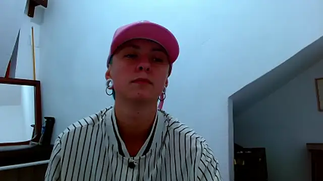 tomboyblue webcam