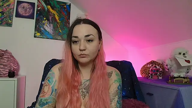 PinkHurricaneOfficial webcam