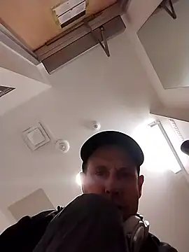 axelongshaft69 webcam