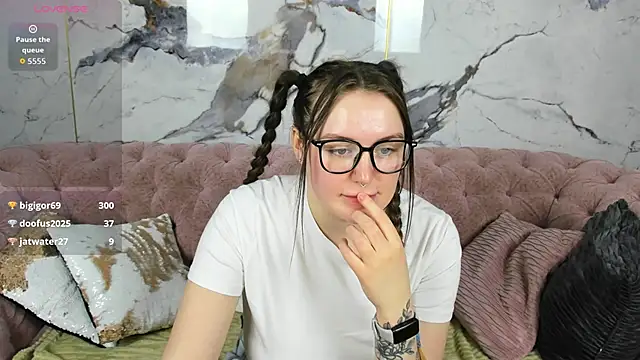 MoonlightLovee webcam