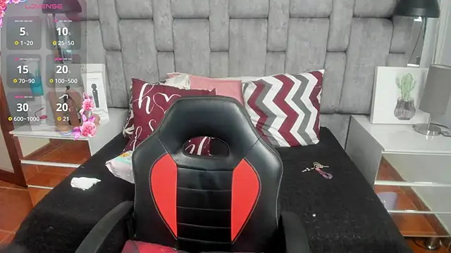 Maitebigboobs webcam