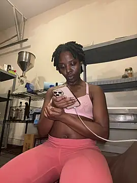 choclatepeaach webcam