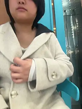 美女goudanlove在线直播