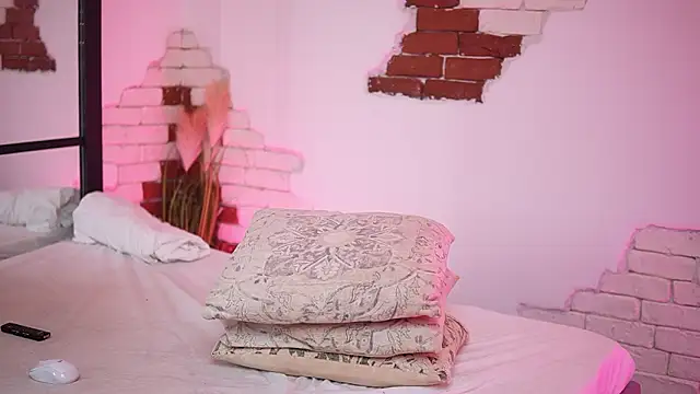 calliedoll - CallieDoll's free webcam - UK Sex Cams