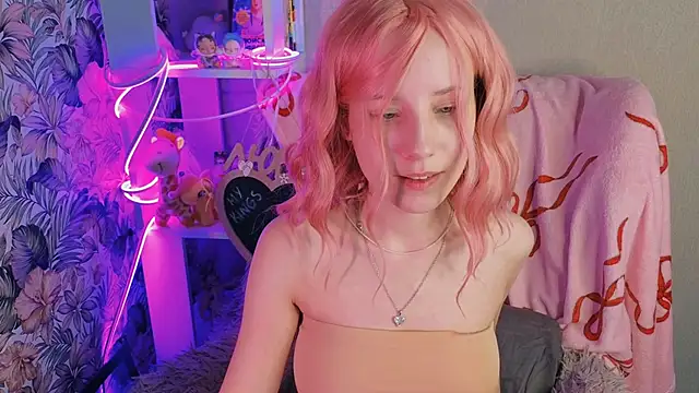 sarakaell (F young) - STRIPTEASE FULL NAKED