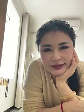 美女940940_1688在线直播