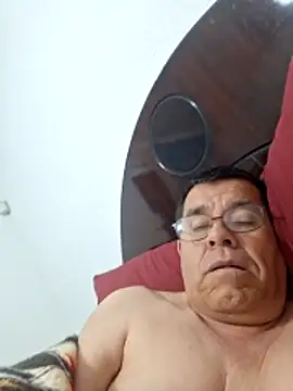 eros3442 - Eros3442's free webcam - UK Sex Cams