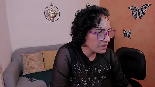 scarlet_wet - Scarlet_wet's free webcam - UK Sex Cams