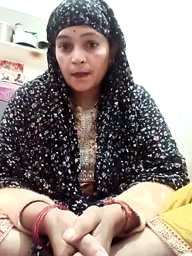 Webcam Model (Mohni_love)  is live.Free join now!