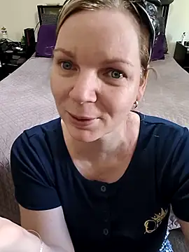 aussiekittypurr - AussieKittyPurr's free webcam - UK Sex Cams