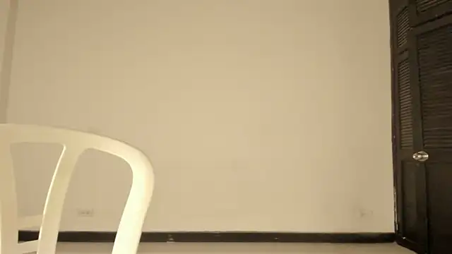 CAROLINNAGOMEZ webcam