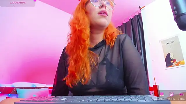 _Moon_Johnson webcam