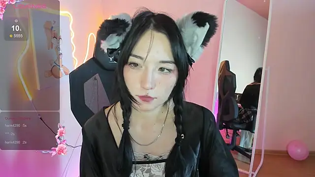 AliceeinWonderlanddd webcam