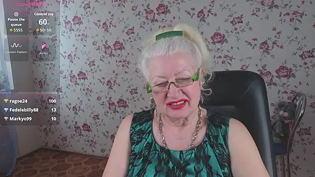 Maya_Mayflower webcam