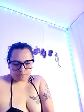Lia_TabooMatureBbw webcam