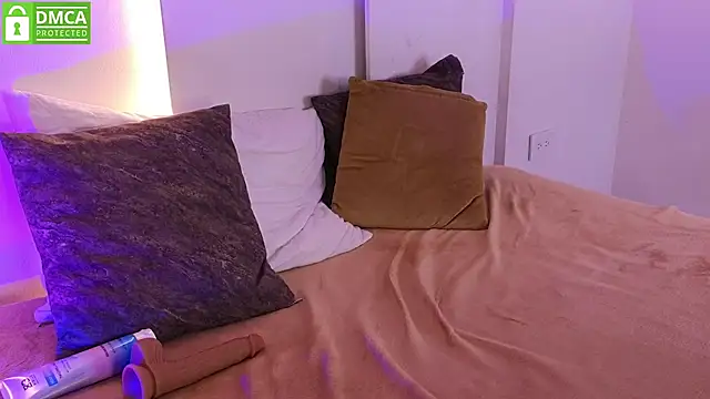 chel_stone - Chel_Stone's free webcam - UK Sex Cams