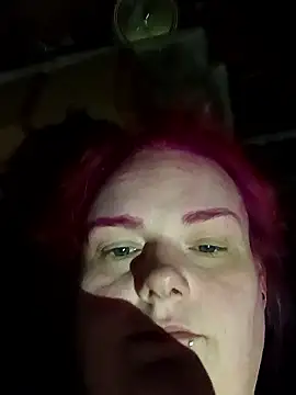 Webcam Model (PainPrincess929)  is live.Free join now!