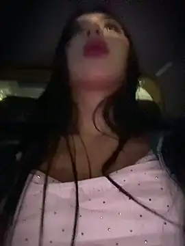 ary_11 - Ary_11's free webcam - UK Sex Cams