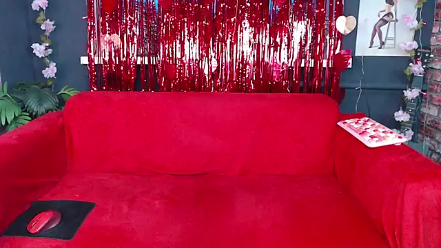 mommymila84 - MommyMila84's free webcam - UK Sex Cams