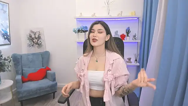 annetli - AnneTLi's free webcam