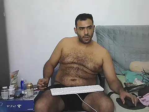 AlphaLatinoBear webcam