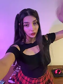 felicia_smok3 (F young) - Stream de 12 horas