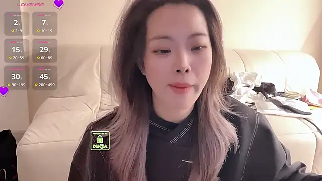 holiland (F milf) - 我人气不行 但我气人还行~