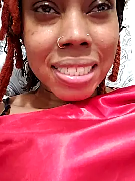 Webcam Model (HONEYSWEETS_LIVE)  is live.Free join now!