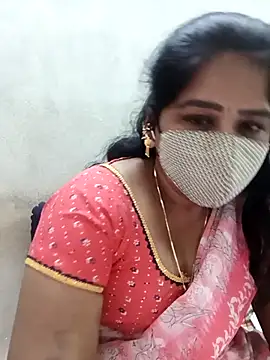 MaaliiiPonuTamil webcam