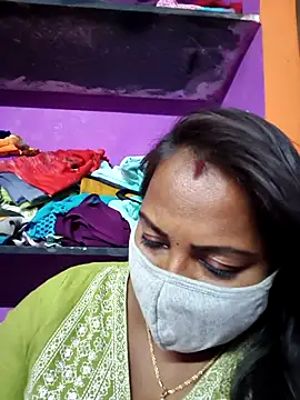 Webcam Model (Tamil_Hot_Priya)  is live.Free join now!