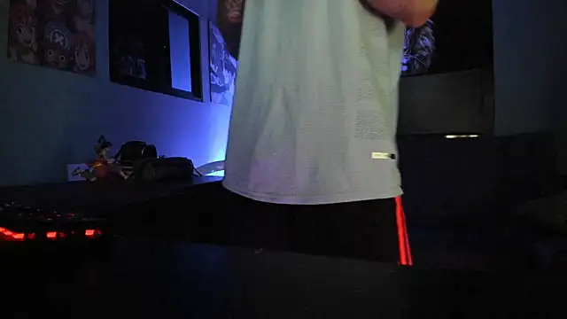 Dominatofstupid webcam