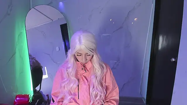 LilithCooperr_ webcam