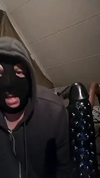 Knuffelstaaff123 webcam