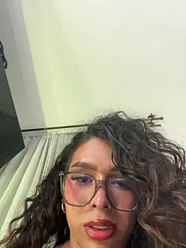 Samantha_Bernardo webcam