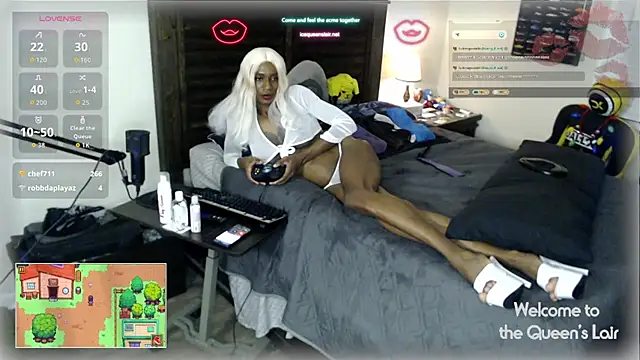 QueenofWhiteIce webcam