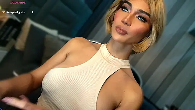 TsWomanofyourdesire_ webcam