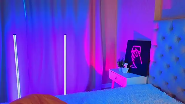 MarciaMarshall webcam